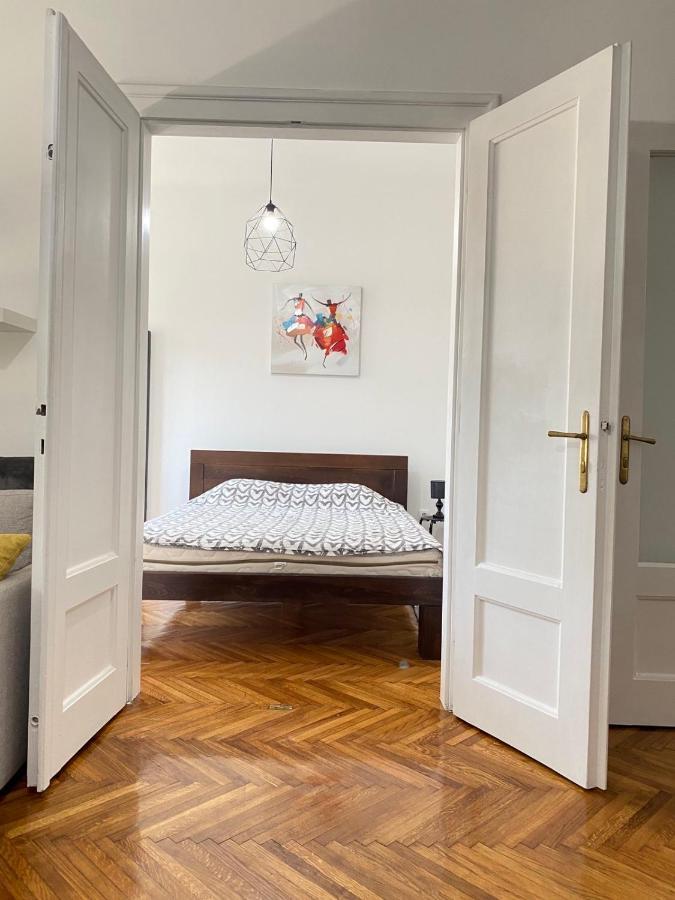 Enjoy Kalenic Apartman Belgrád Kültér fotó